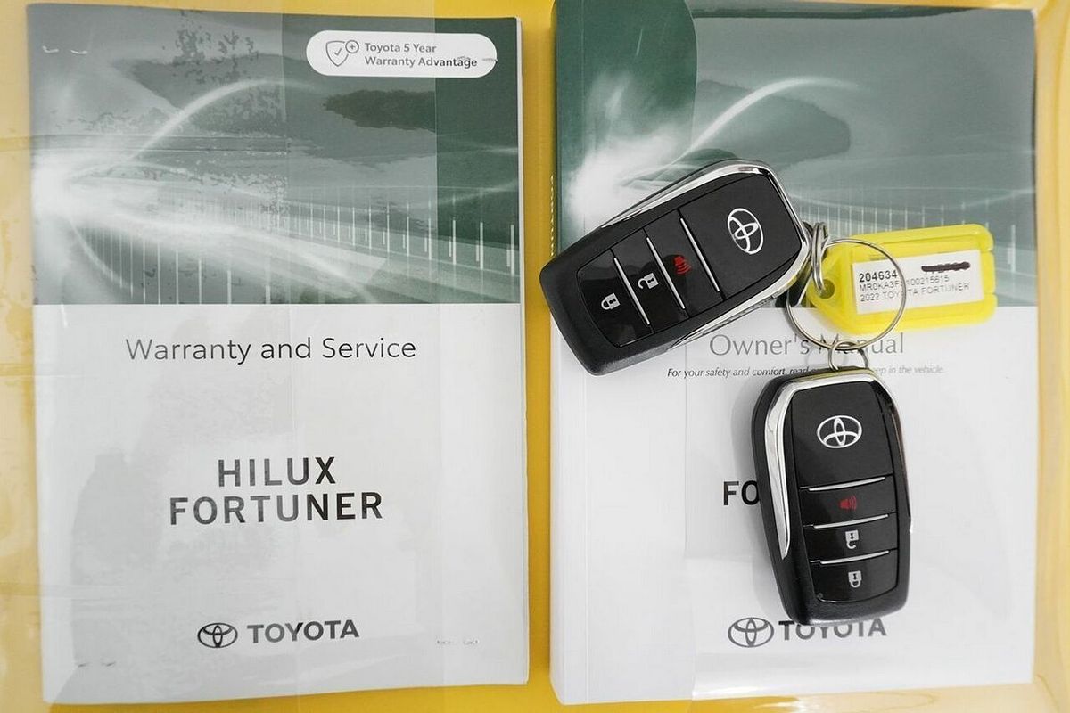 2022 Toyota Fortuner GXL Premium Interior GUN156R