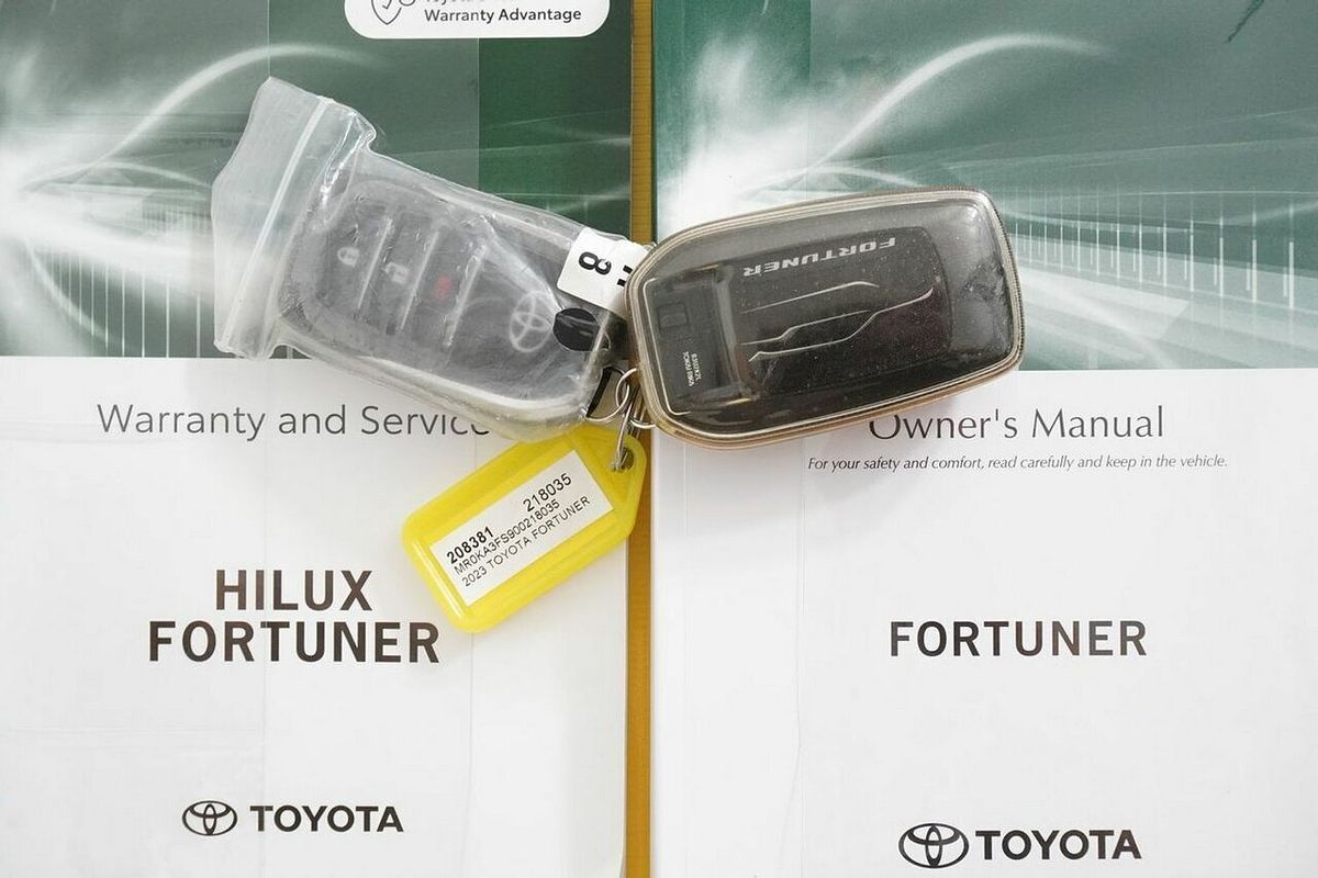 2023 Toyota Fortuner GXL Premium Interior GUN156R