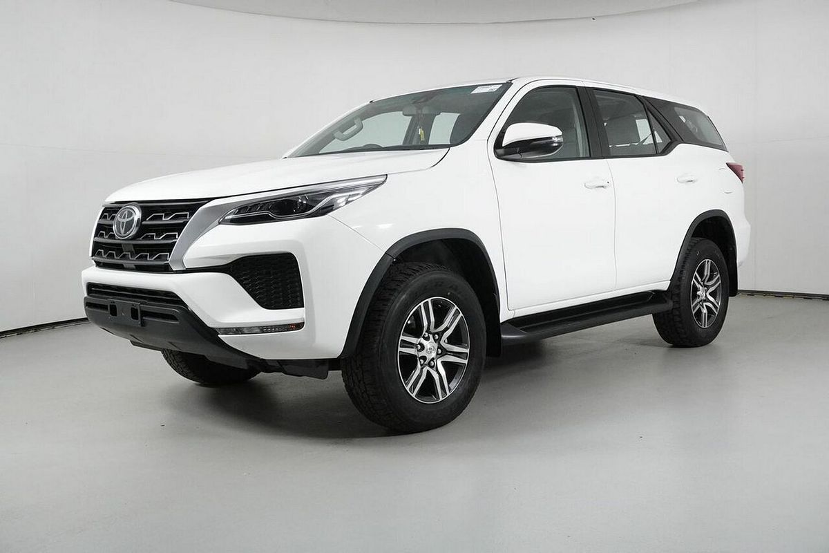 2023 Toyota Fortuner GXL GUN156R