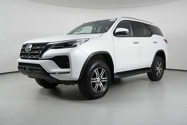 2023 Toyota Fortuner GXL GUN156R