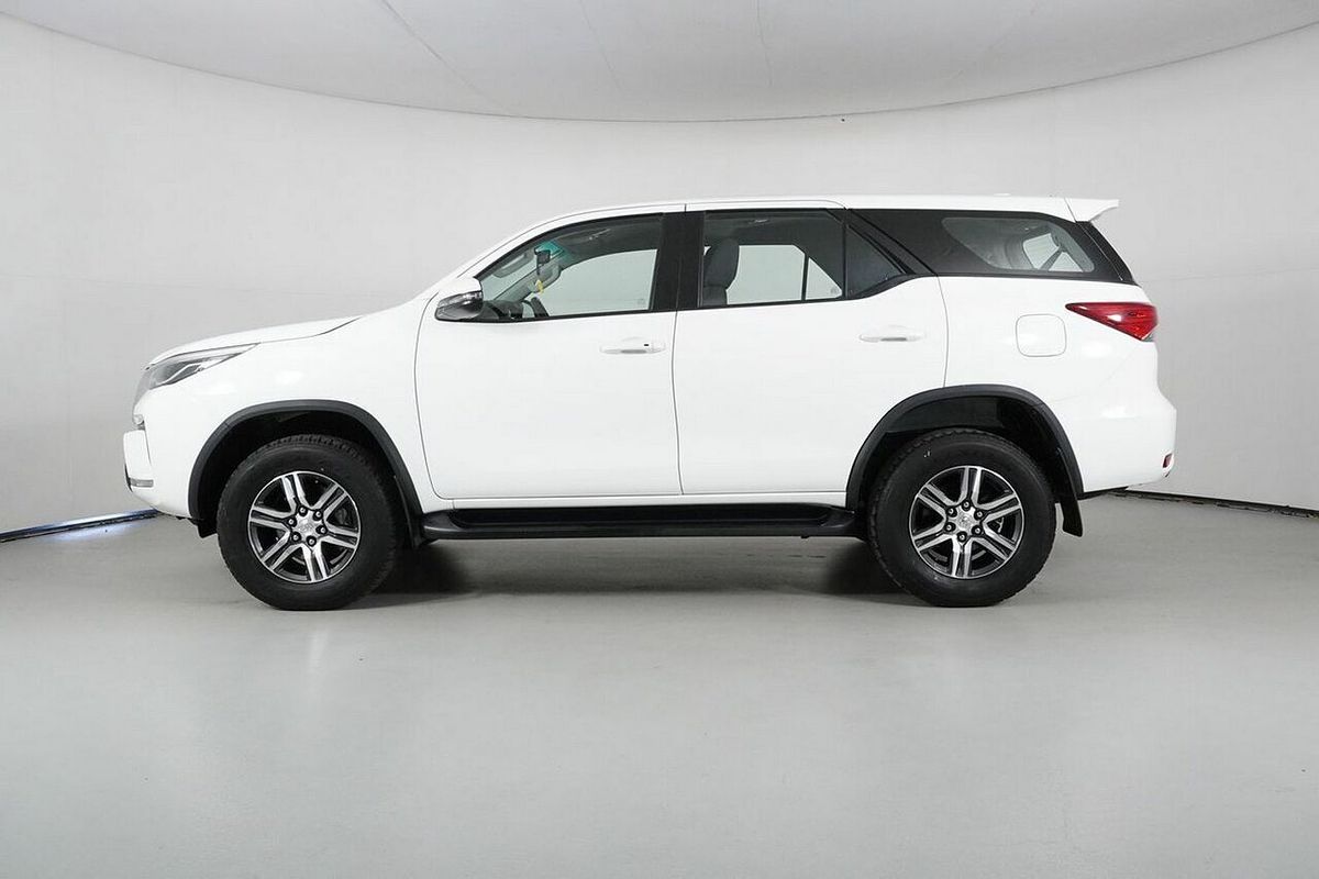 2023 Toyota Fortuner GXL GUN156R