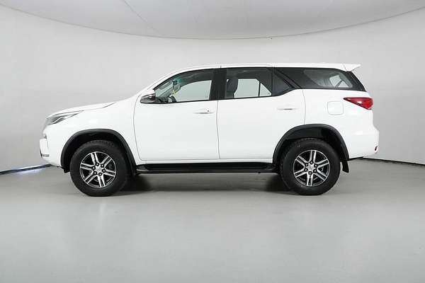 2023 Toyota Fortuner GXL GUN156R