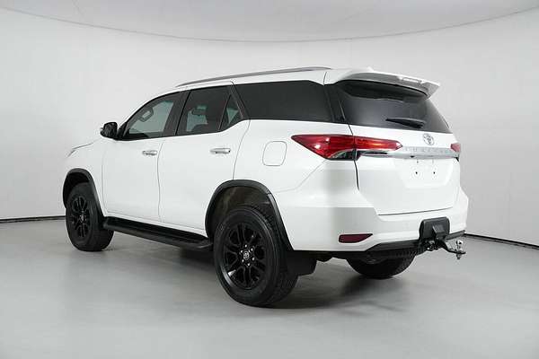 2022 Toyota Fortuner GXL Premium Interior GUN156R