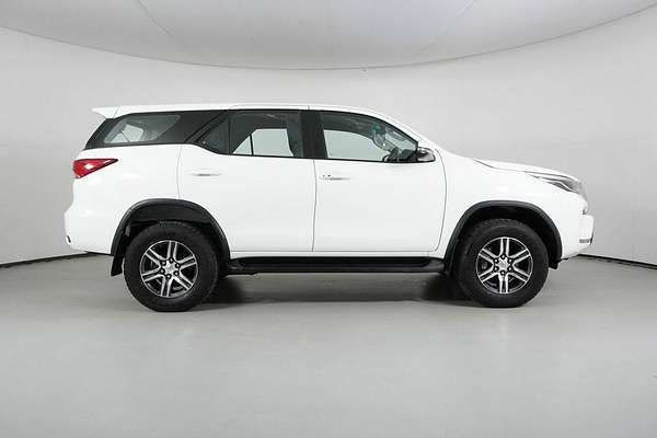 2023 Toyota Fortuner GXL GUN156R