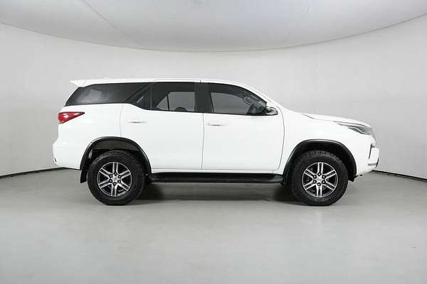 2020 Toyota Fortuner GX GUN156R