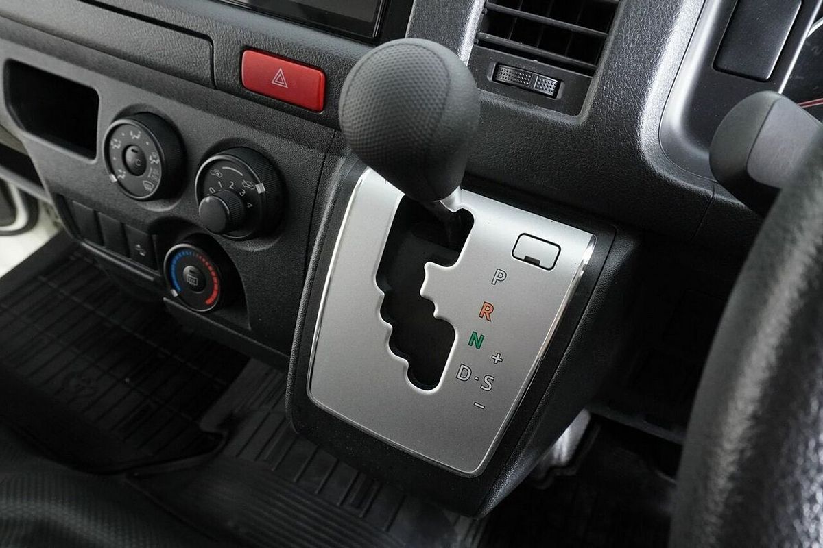 2020 Toyota HiAce DX DX