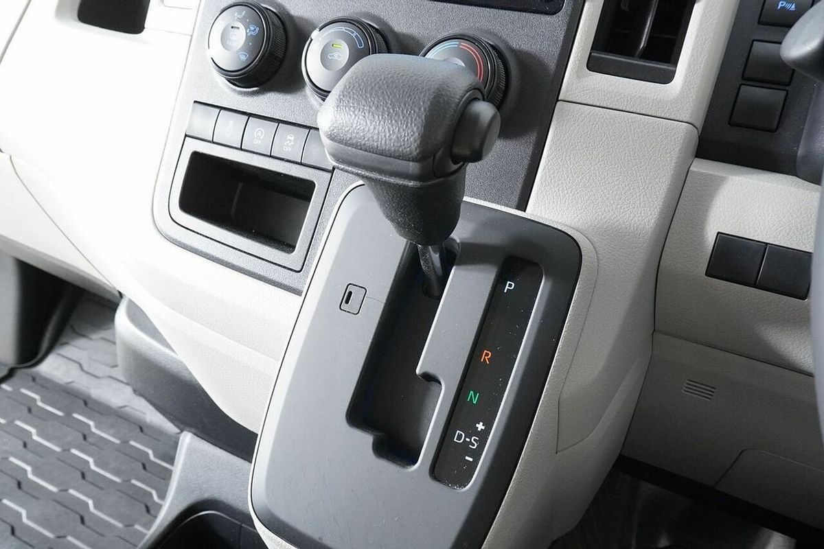 2023 Toyota HiAce LWB GDH300R