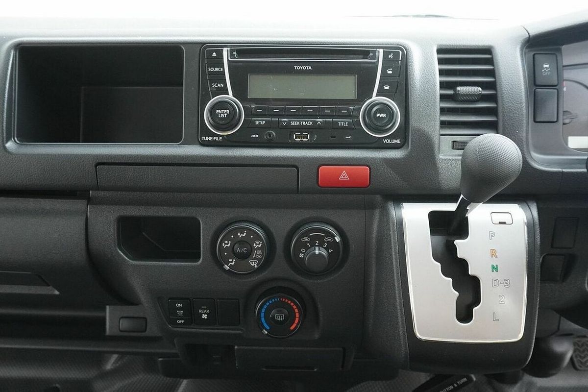 2016 Toyota HiAce Commuter KDH223R MY16