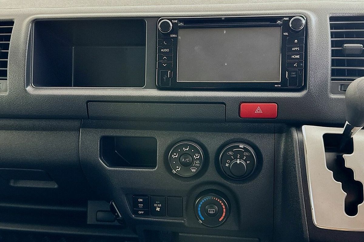 2018 Toyota HiAce Commuter (12 Seats) KDH223R MY16