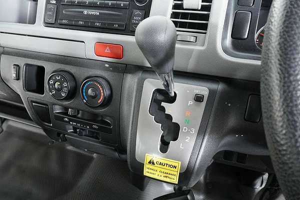 2006 Toyota HiAce Commuter TRH223R