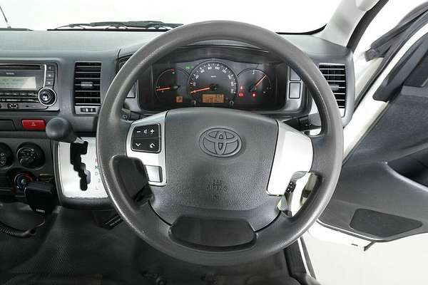 2016 Toyota HiAce Commuter (12 Seats) KDH223R MY16