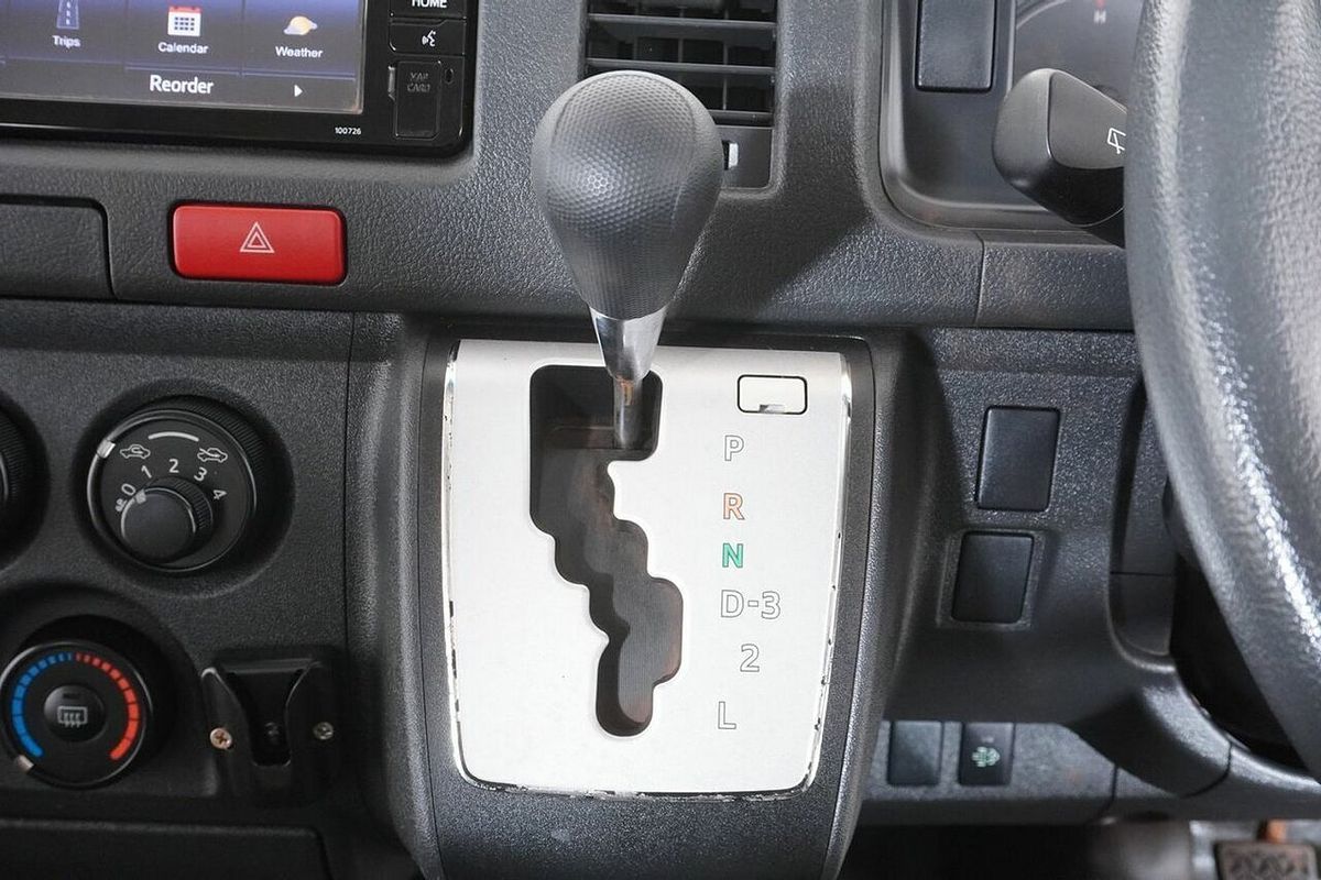 2019 Toyota HiAce Commuter KDH223R MY16