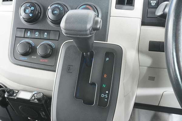 2021 Toyota HiAce Slwb Commuter (12 Seats) GDH322R