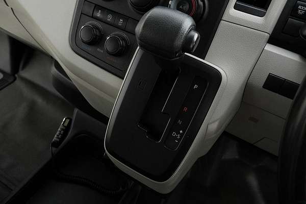 2020 Toyota HiAce Commuter (12 Seats) GDH322R