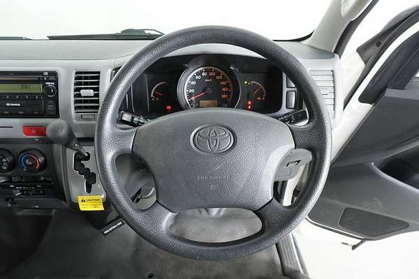 2006 Toyota HiAce Commuter TRH223R