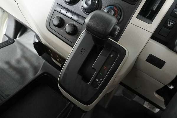 2021 Toyota HiAce Slwb Commuter (12 Seats) GDH322R