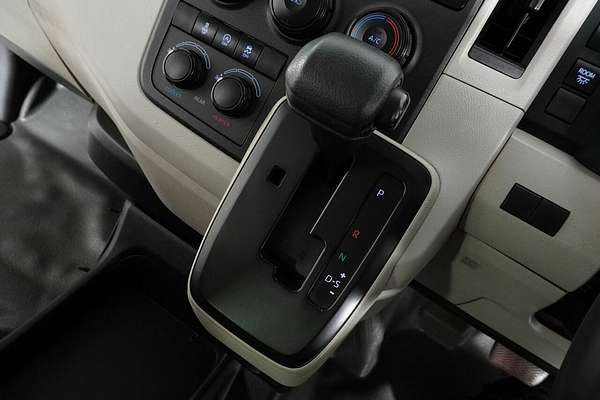 2020 Toyota HiAce Commuter (12 Seats) GDH322R