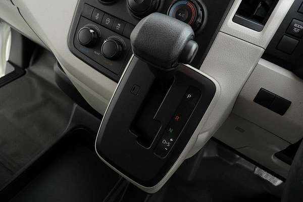 2020 Toyota HiAce Commuter (12 Seats) GDH322R