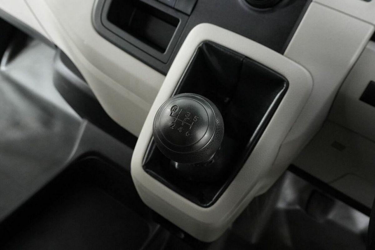 2021 Toyota HiAce LWB GDH300R