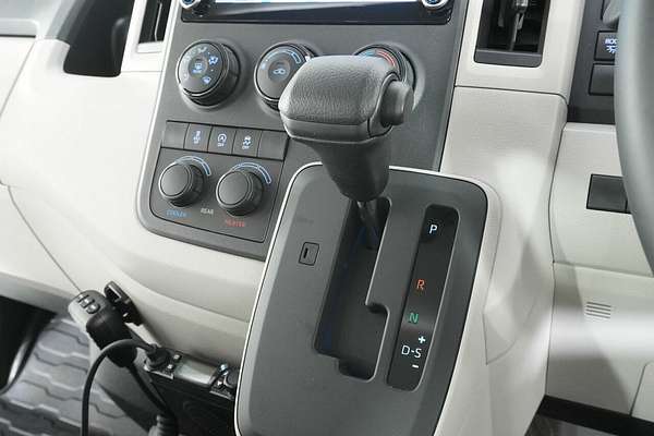 2023 Toyota HiAce Slwb Commuter (12 Seats) GDH322R