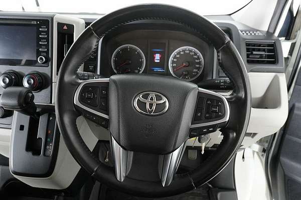2020 Toyota HiAce Commuter (12 Seats) GDH322R