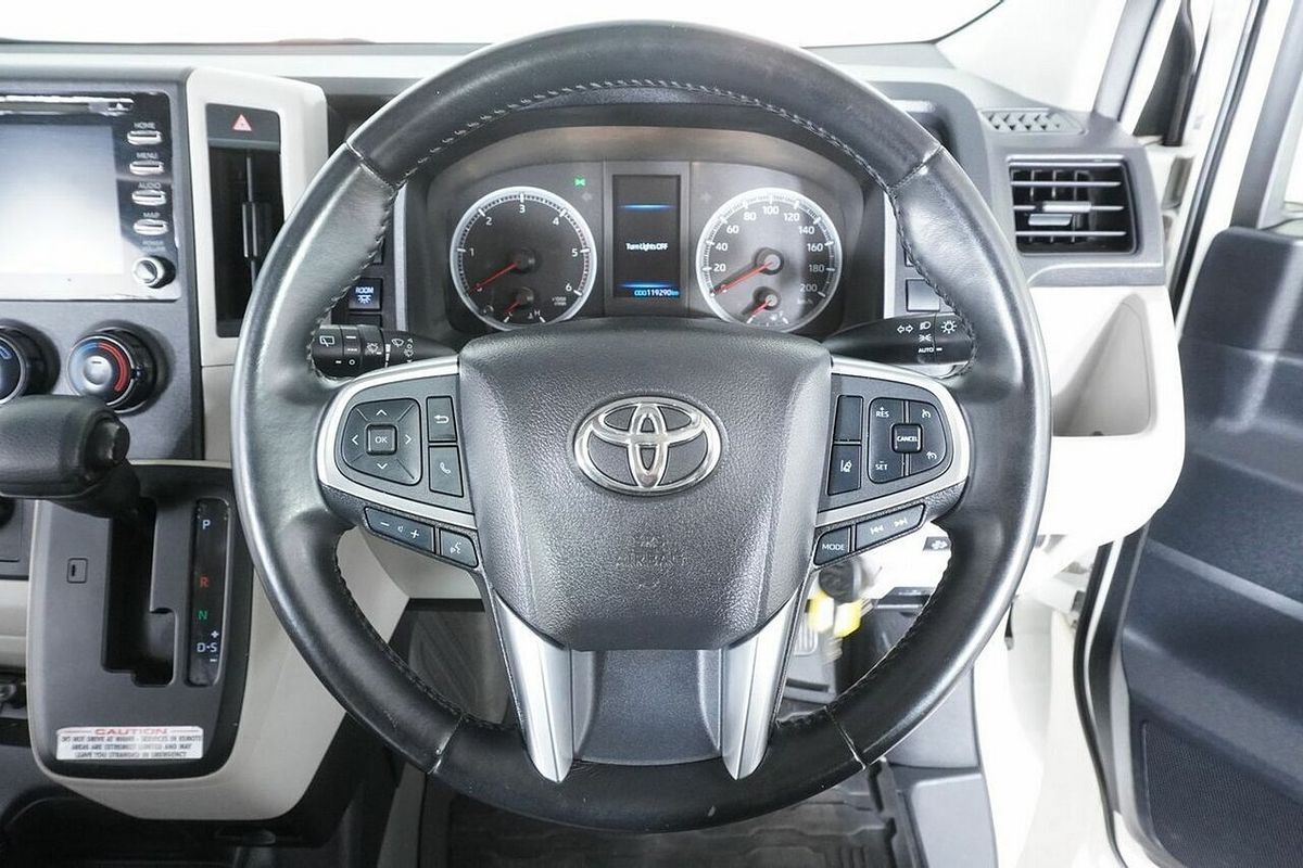2019 Toyota HiAce Commuter (12 Seats) GDH322R