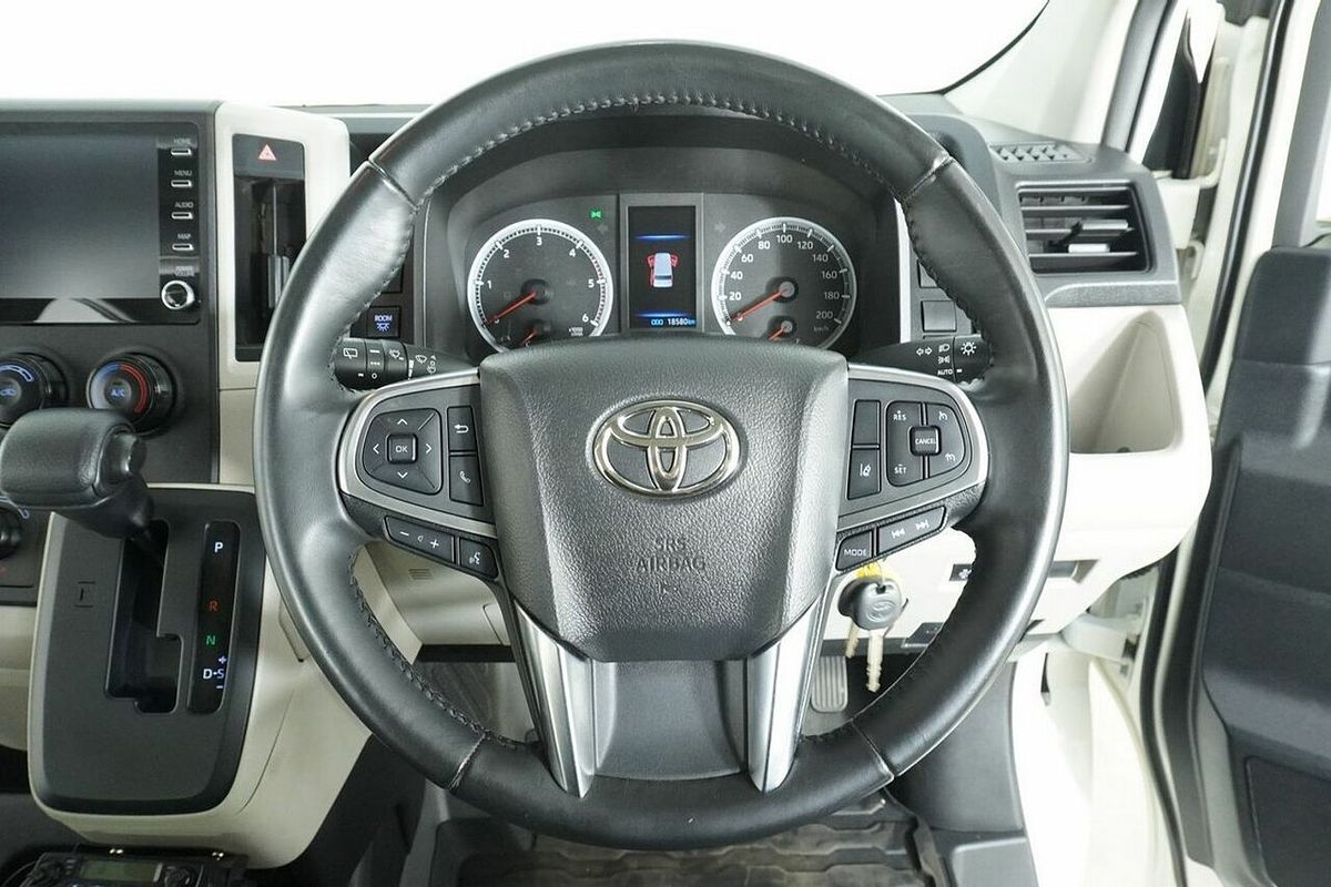 2021 Toyota HiAce Slwb Commuter (12 Seats) GDH322R