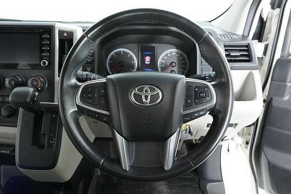 2020 Toyota HiAce Commuter (12 Seats) GDH322R