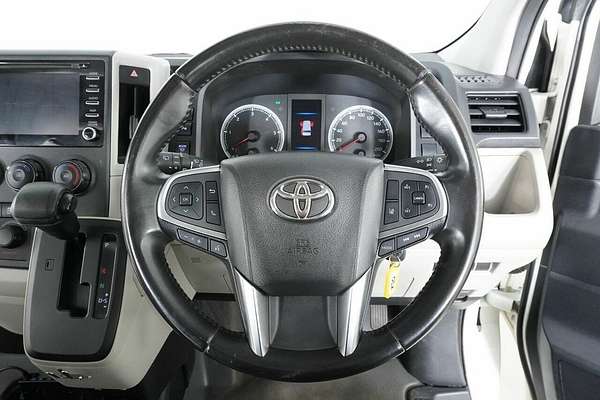 2019 Toyota HiAce Commuter (12 Seats) GDH322R