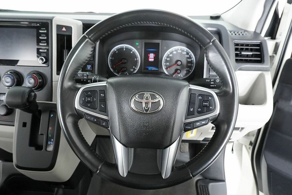 2020 Toyota HiAce Commuter (12 Seats) GDH322R