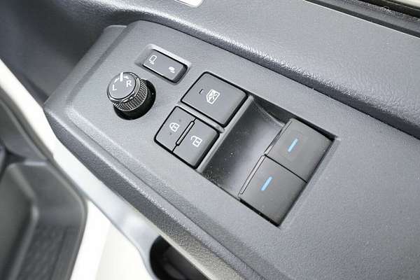 2023 Toyota HiAce LWB GDH300R