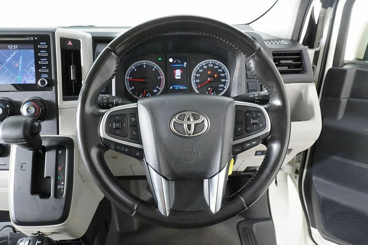 2019 Toyota HiAce Commuter (12 Seats) GDH322R