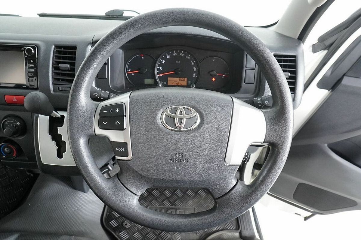 2018 Toyota HiAce Commuter KDH223R MY16