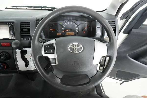 2018 Toyota HiAce Commuter (12 Seats) KDH223R MY16