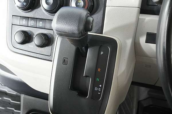 2021 Toyota HiAce Slwb Commuter (12 Seats) GDH322R