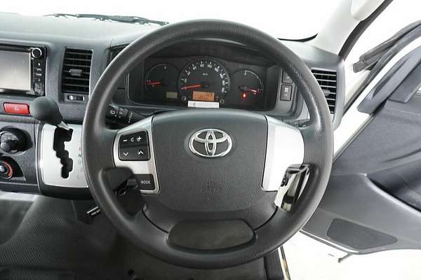 2018 Toyota HiAce Commuter KDH223R MY16