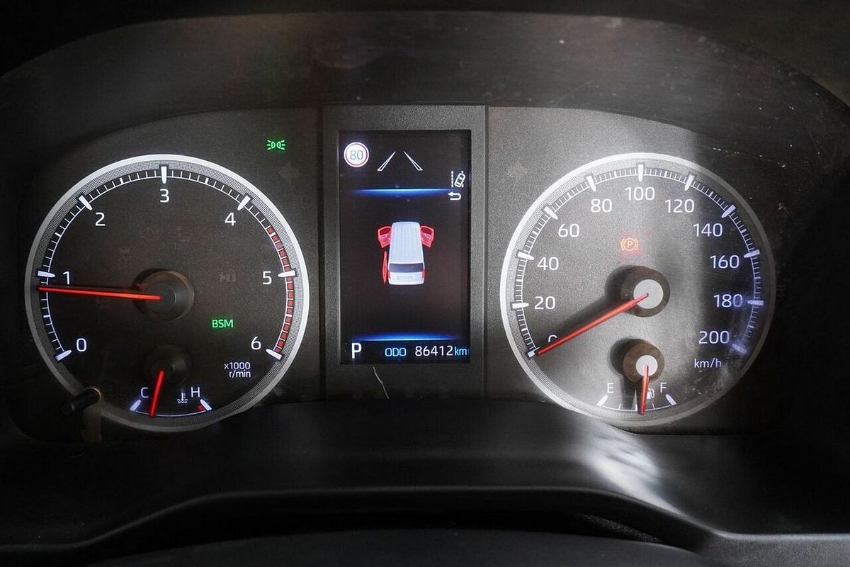 2019 Toyota HiAce Commuter (12 Seats) GDH322R