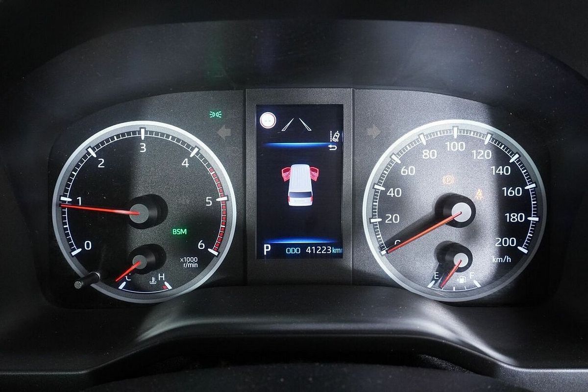 2020 Toyota HiAce Commuter (12 Seats) GDH322R