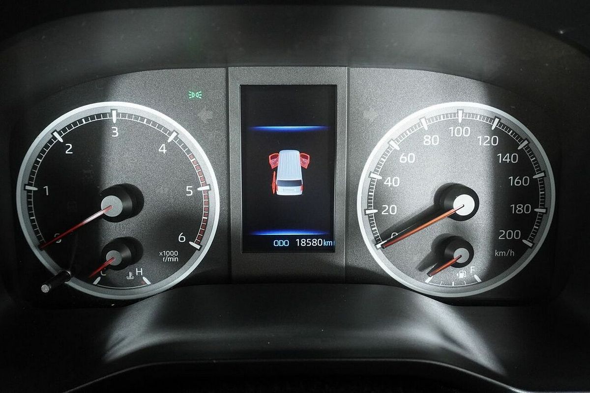 2021 Toyota HiAce Slwb Commuter (12 Seats) GDH322R