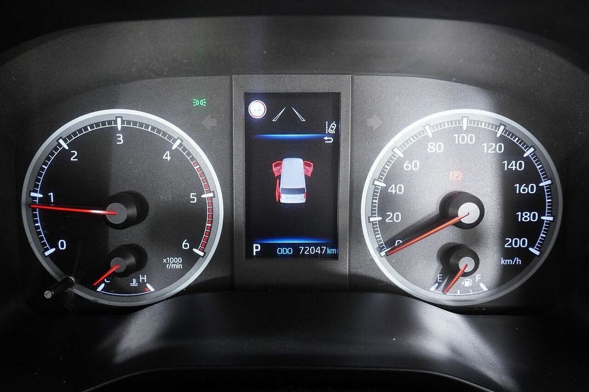 2020 Toyota HiAce Commuter (12 Seats) GDH322R
