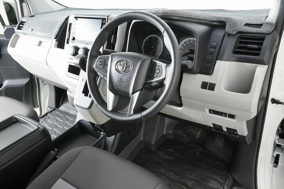 2023 Toyota HiAce LWB GDH300R