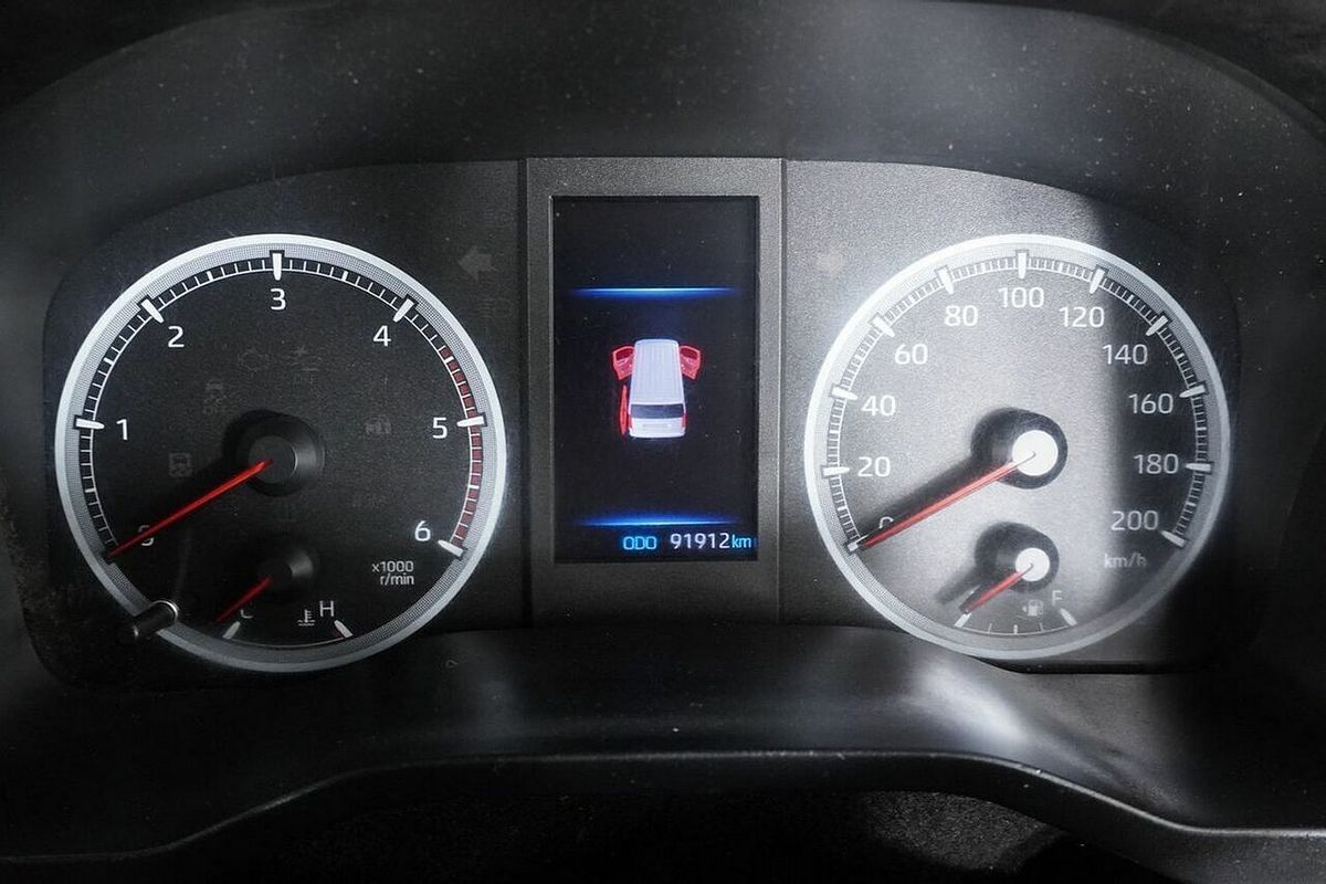 2021 Toyota HiAce LWB GDH300R