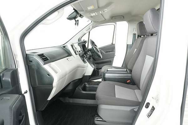2022 Toyota HiAce LWB GDH300R