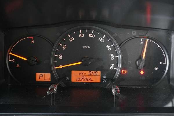 2019 Toyota HiAce Commuter KDH223R MY16
