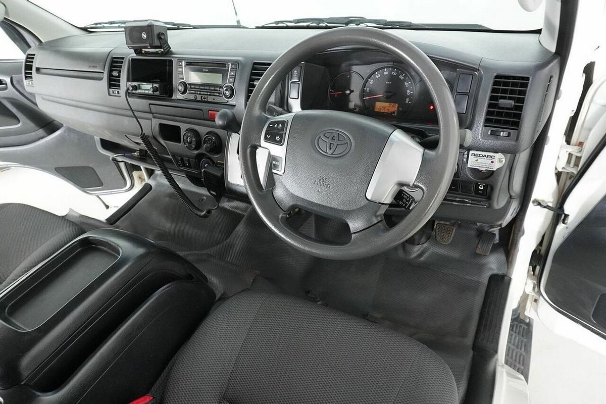 2016 Toyota HiAce Commuter (12 Seats) KDH223R MY16