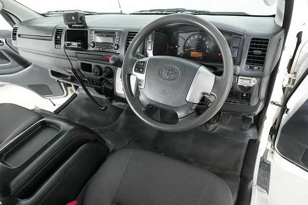 2016 Toyota HiAce Commuter (12 Seats) KDH223R MY16