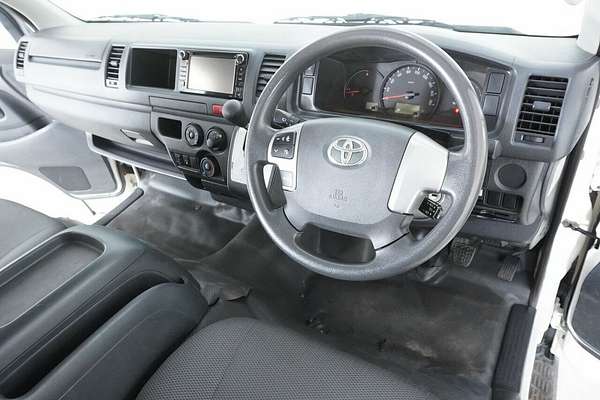 2018 Toyota HiAce Commuter KDH223R MY16