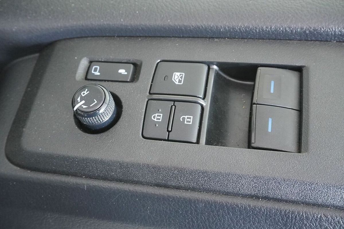 2021 Toyota HiAce Slwb Commuter (12 Seats) GDH322R