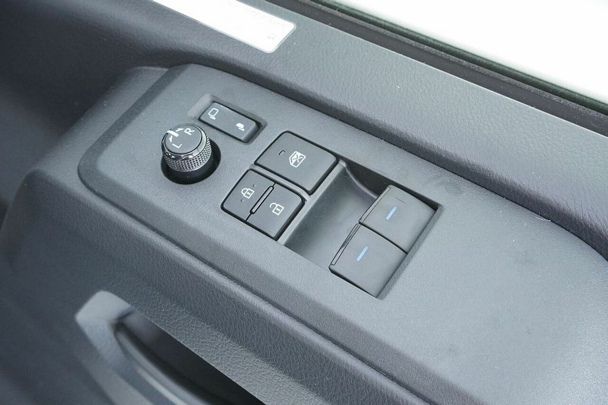 2024 Toyota HiAce LWB GDH300R