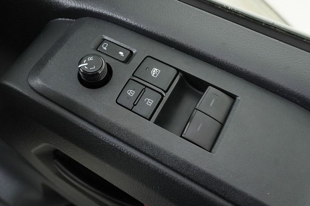 2020 Toyota HiAce LWB GDH300R